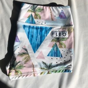 COPY - Flow shorts